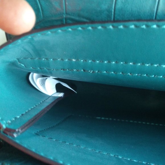 Guess Green Bag - Picture 6 of 12